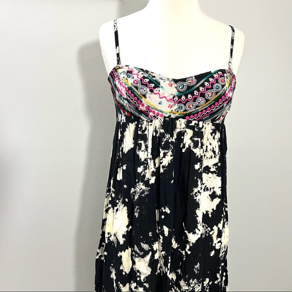 Billabong Smocked Embroidered top Maxi Dress - Picture 10 of 16